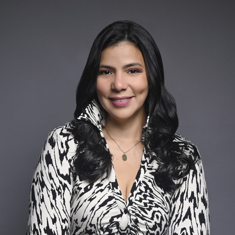 Gina Centanaro Olascoaga